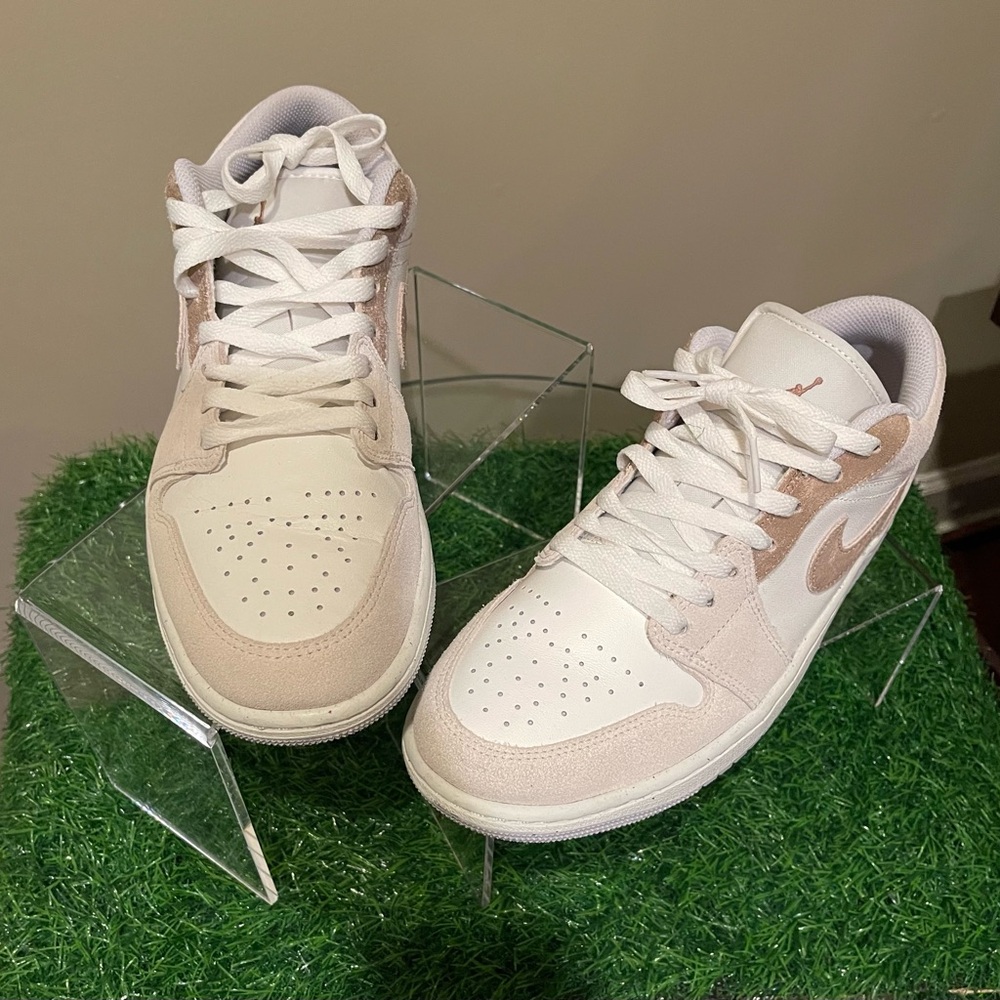 Jordan 1 Low SE in Brown Tones - Picture 5 of 10